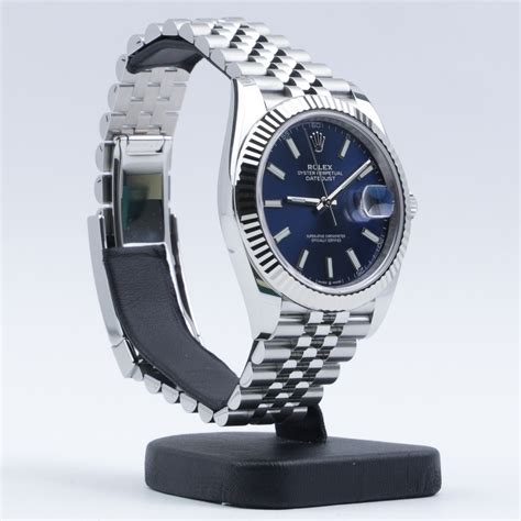 rolex datejust quadrante blu bracciale jubilee|rolex datejust 41 white dial.